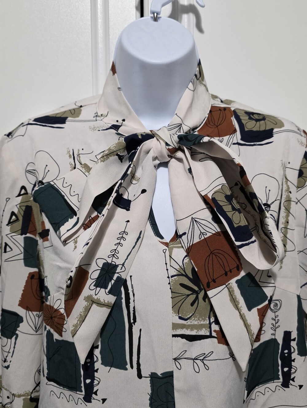 SHEIN Womens Ivory Abstract Geometric Artsy Sketch Print Tie Neck Longsleeve Top - Picture 3 of 16